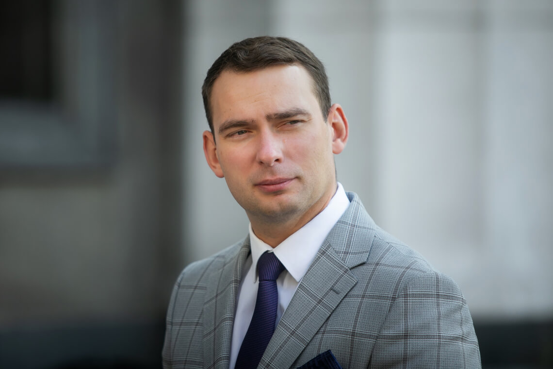 Додаткові податки і вторинні санкції: Ярослав Железняк про обмеження для бізнесу, що фінансує росію