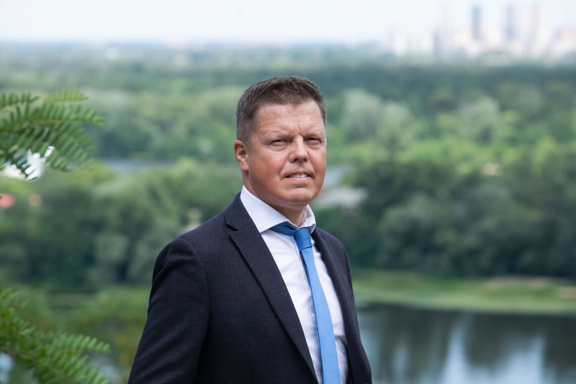 Лише єдиний демократичний кулак може перемогти «вісь зла», — Андрій Осадчук