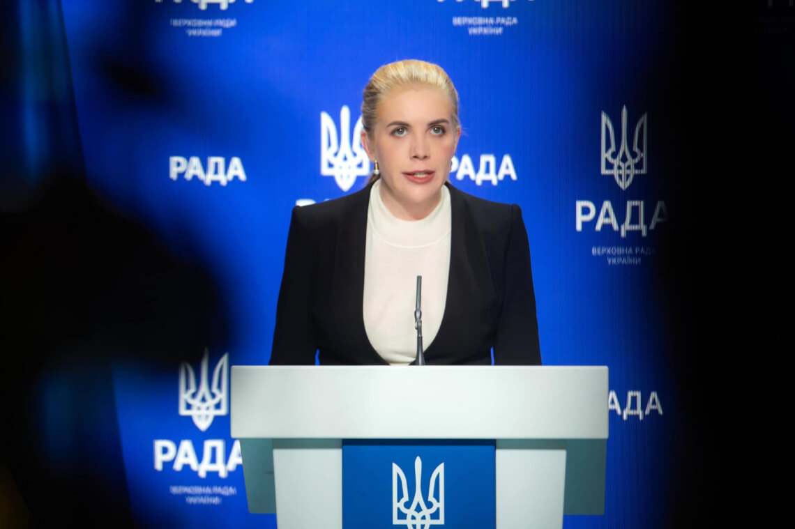 Після галасу всього світу Банкова прокинулася і в авральному режимі скликає РНБО, — Кіра Рудик